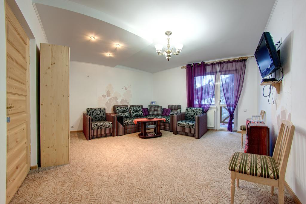 Pektoral Bukovel Quarto foto